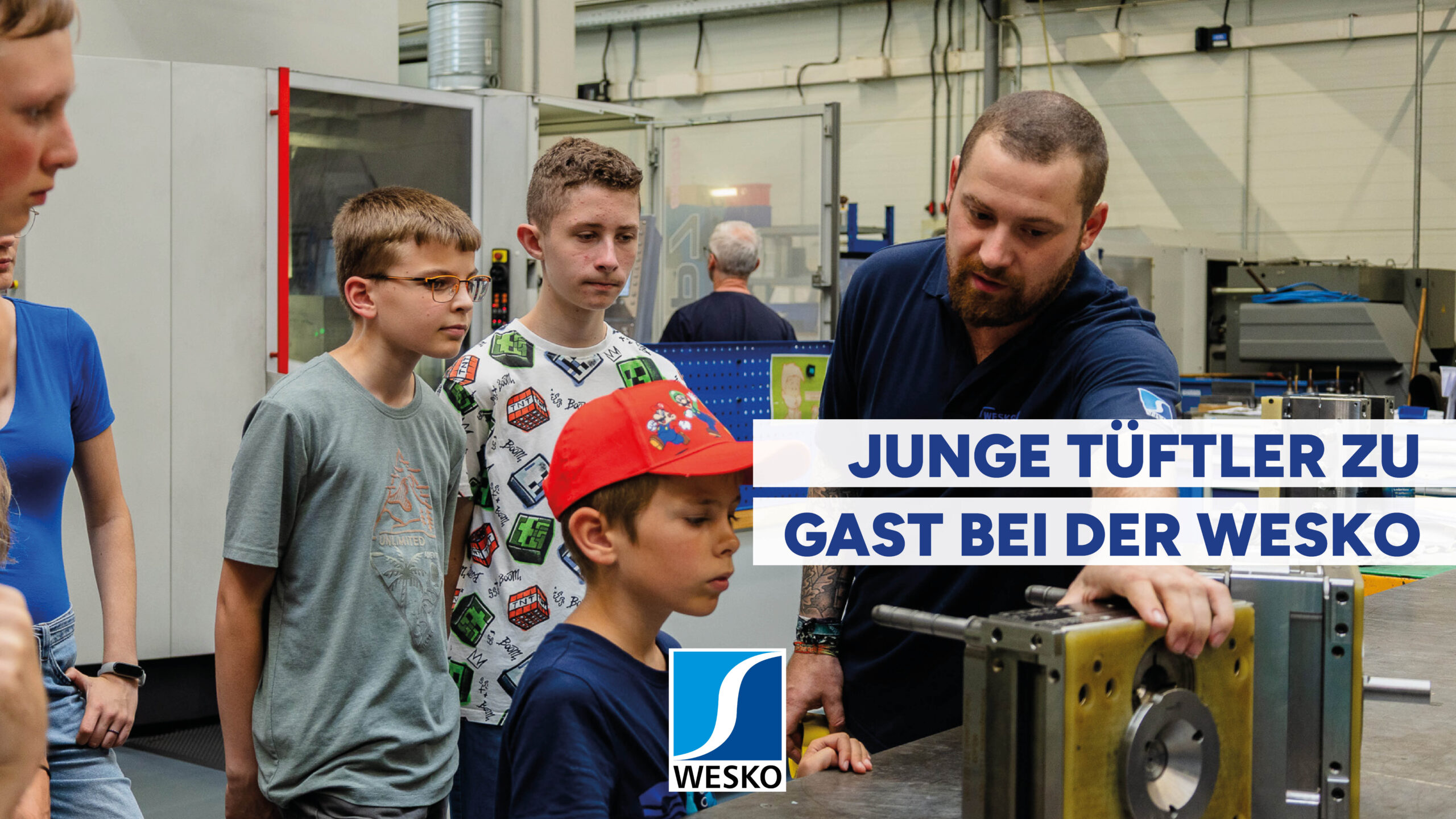 Schüler der 3D-Druckwerkstatt zu Gast bei der WESKO.